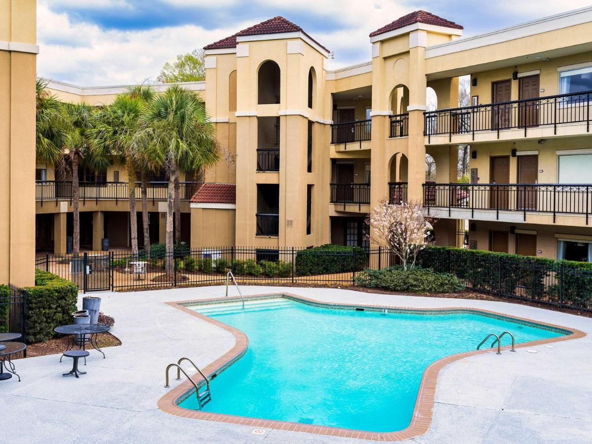 Comfort Suites Baton Rouge South I-10 Exterior photo