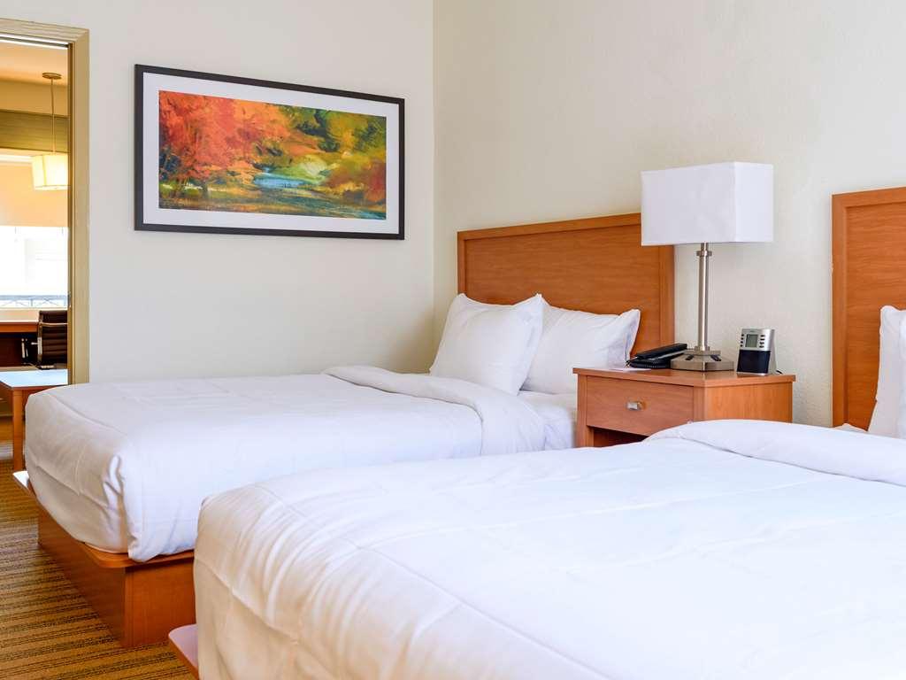 Comfort Suites Baton Rouge South I-10 Room photo