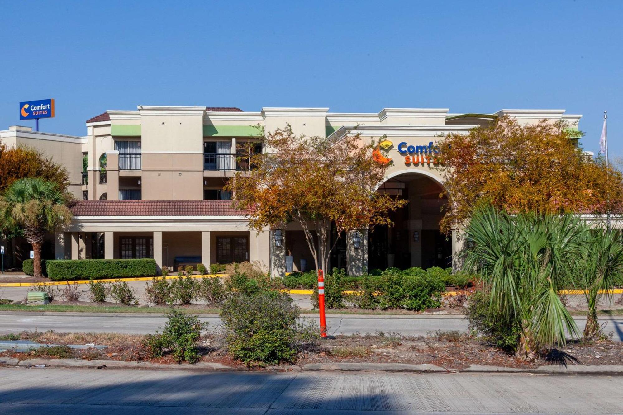 Comfort Suites Baton Rouge South I-10 Exterior photo